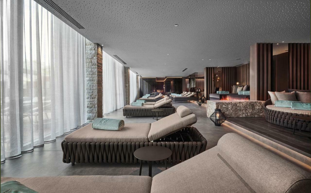 Quellenhof Luxury Resort ラツィーゼ エクステリア 写真